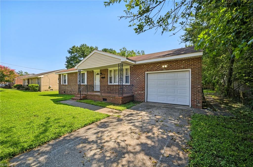 Photo of 715 Coolidge Street, Portsmouth, VA 23704 (MLS # 10652287)