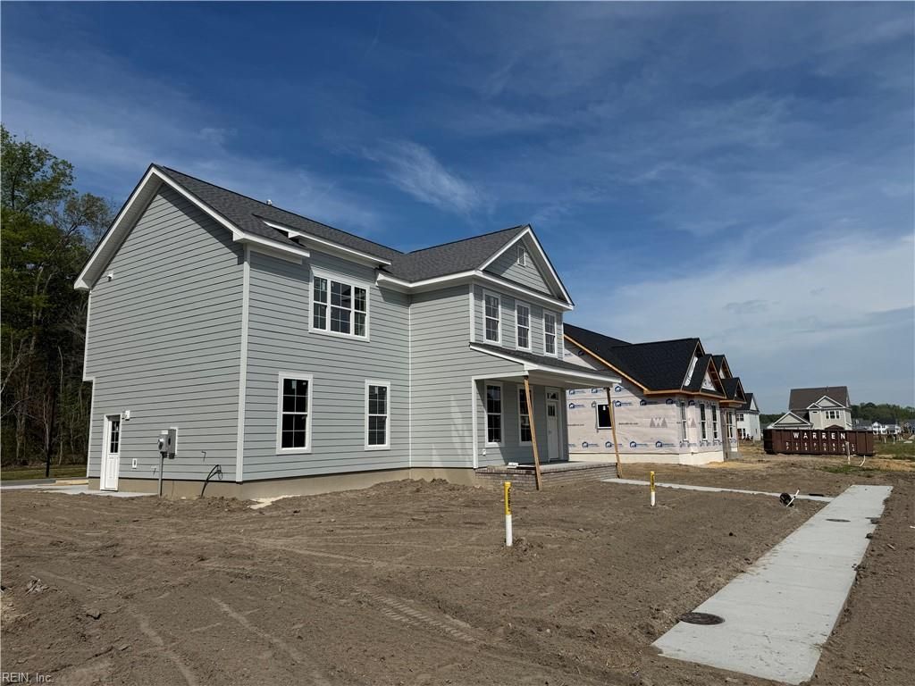 Photo of 5112 ANNAPOLIS Drive, Chesapeake, VA 23321 (MLS # 10629470)