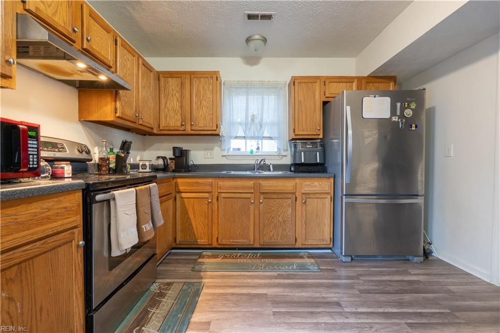 Photo of 1805 Madison Avenue, Newport News, VA 23607 (MLS # 10607611)