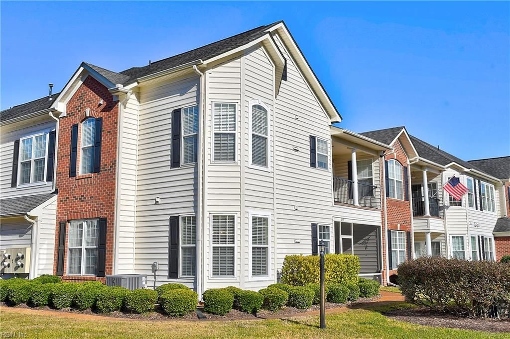 Photo of 2817 Majestic Oak Court, Virginia Beach, VA 23456 (MLS # 10616659)