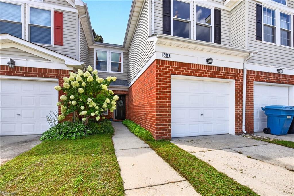 Photo of 2319 Charing Cross Road, Virginia Beach, VA 23456 (MLS # 10647120)