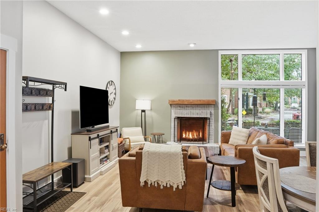 Photo of 696 Mowbray Arch #410, Norfolk, VA 23507 (MLS # 10657915)