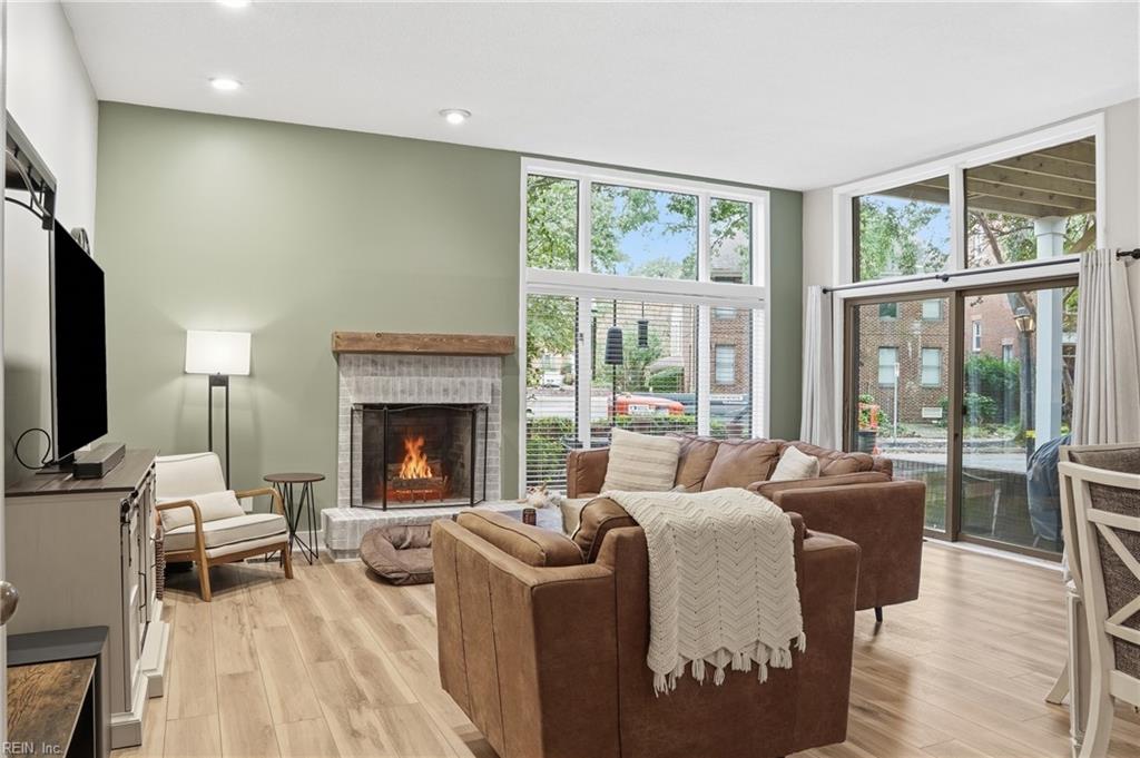 Photo of 696 Mowbray Arch #410, Norfolk, VA 23507 (MLS # 10657915)