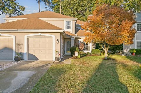 Photo of 920 Willow Point Point, Newport News, VA 23602 (MLS # 10606468)