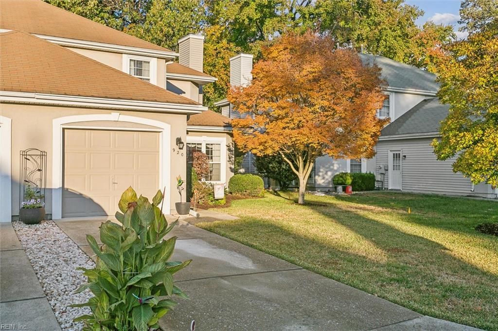 Photo of 920 Willow Point Point, Newport News, VA 23602 (MLS # 10606468)