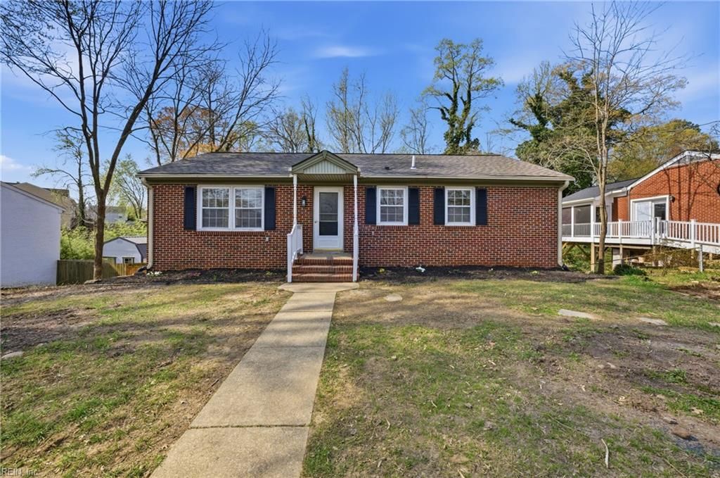 Photo of 152 Sheppard Drive, Williamsburg, VA 23185 (MLS # 10626919)