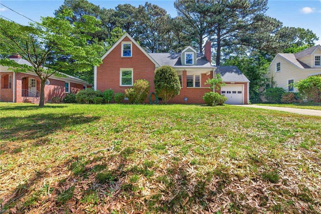 Photo of 8814 Commodore Drive, Norfolk, VA 23503 (MLS # 10649124)