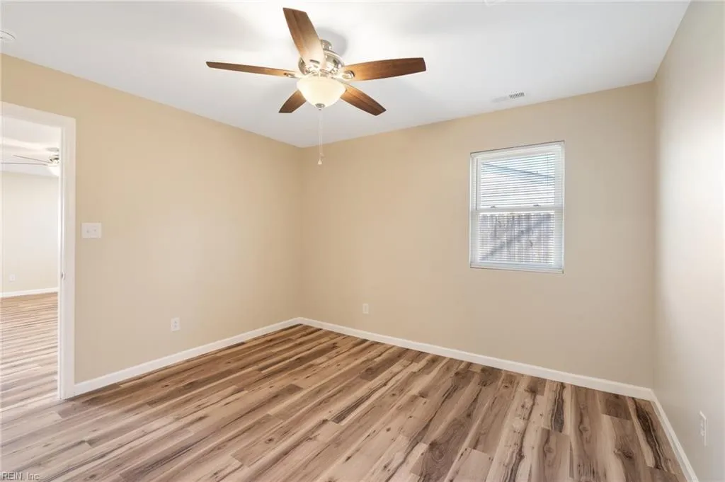 Virginia Beach, Virginia 23452, United States, 4 Bedrooms Bedrooms, ,2 BathroomsBathrooms,Residential,Pending,22658