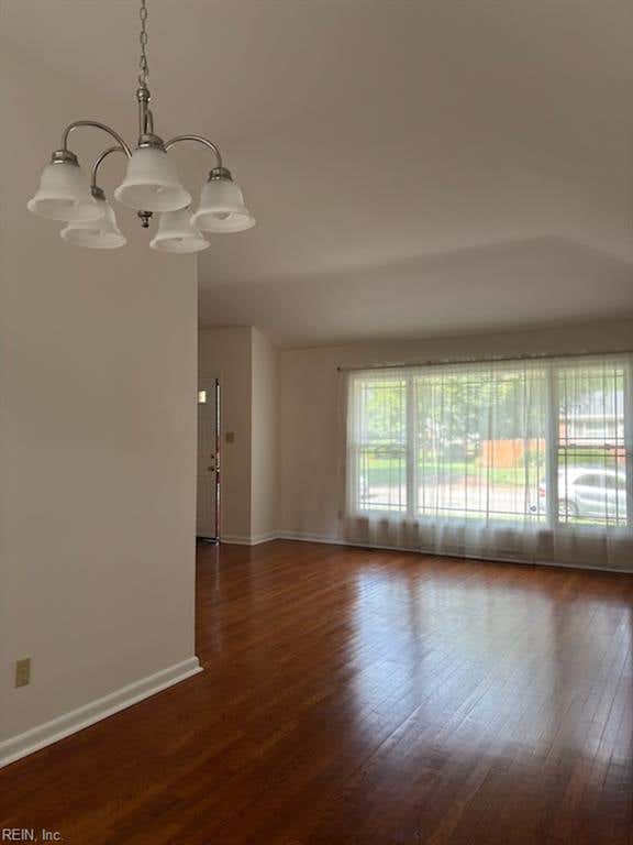 Photo of 3 Jordan Drive, Newport News, VA 23606 (MLS # 10642307)