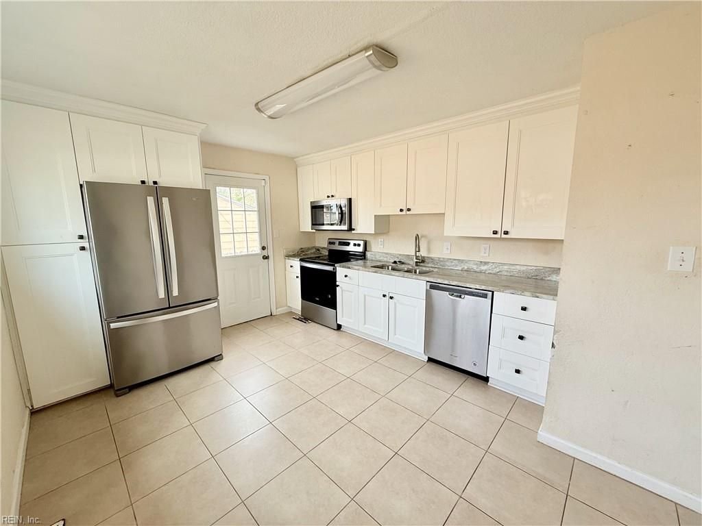 Photo of 3241 Florence Street, Virginia Beach, VA 23452 (MLS # 10615378)