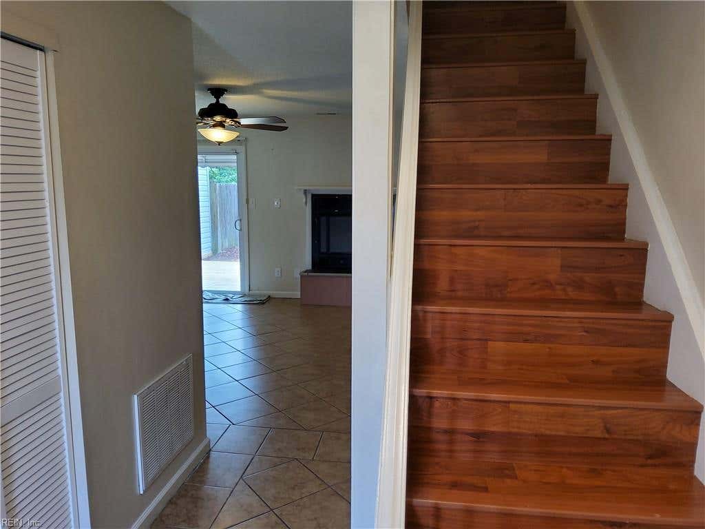 Photo of 3624 Windmill Drive, Virginia Beach, VA 23453 (MLS # 10642978)