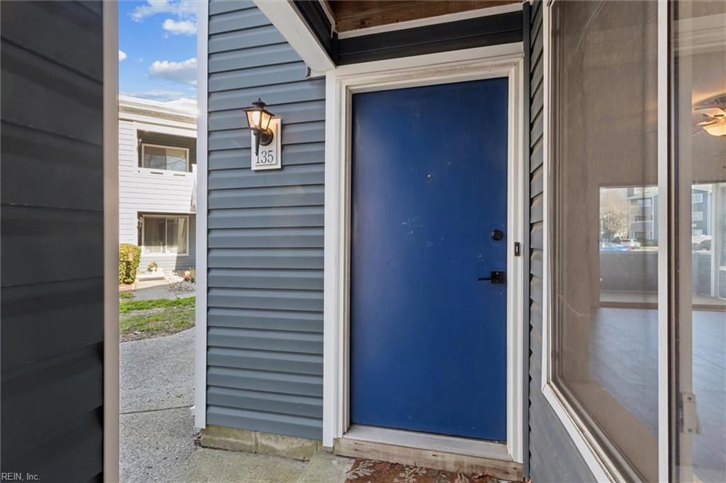 Photo of 135 Nantucket Place, Newport News, VA 23606 (MLS # 10616203)