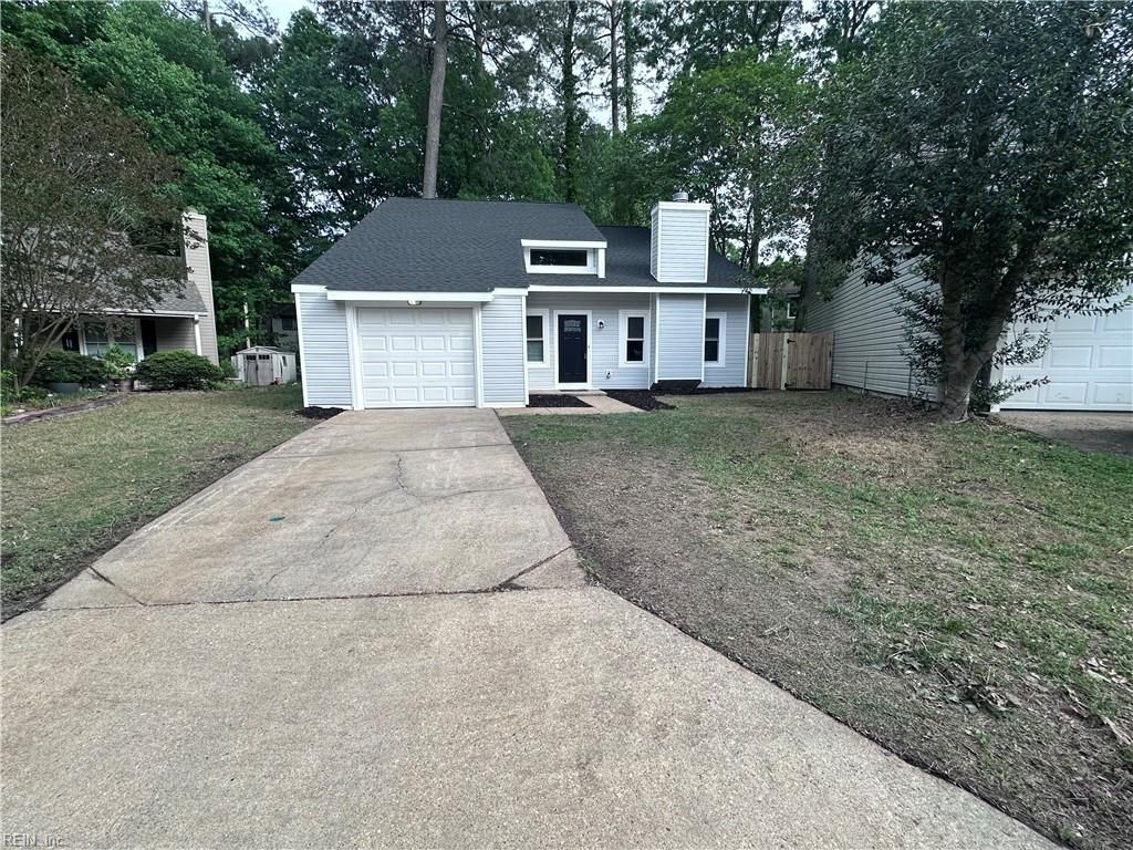Photo of 737 Longleaf Lane, Newport News, VA 23608 (MLS # 10632103)