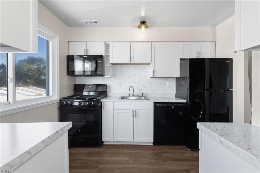 Photo of 735 W Ocean View Avenue #A, Norfolk, VA 23503 (MLS # 10617538)