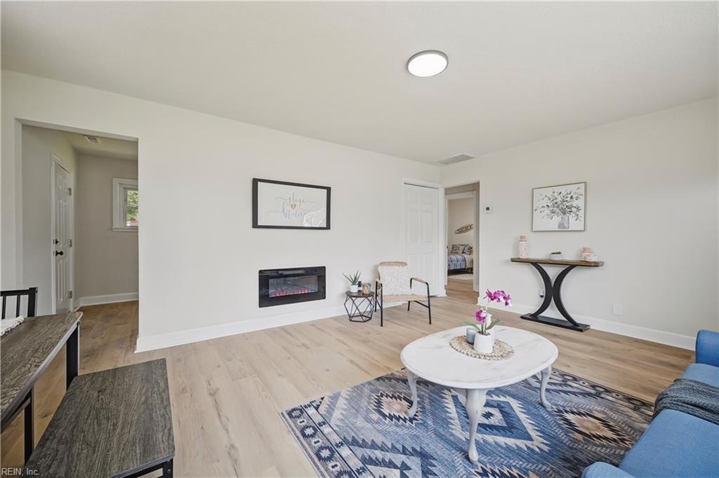 Photo of 220 Castlewood Road, Portsmouth, VA 23702 (MLS # 10652515)