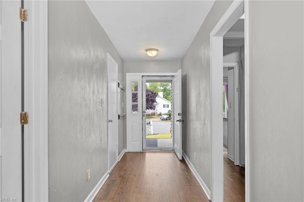 112 Hopemont LN
