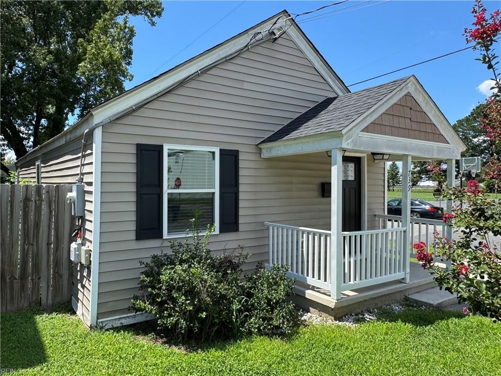 Photo of 739 Childs Avenue, Hampton, VA 23661 (MLS # 10646762)