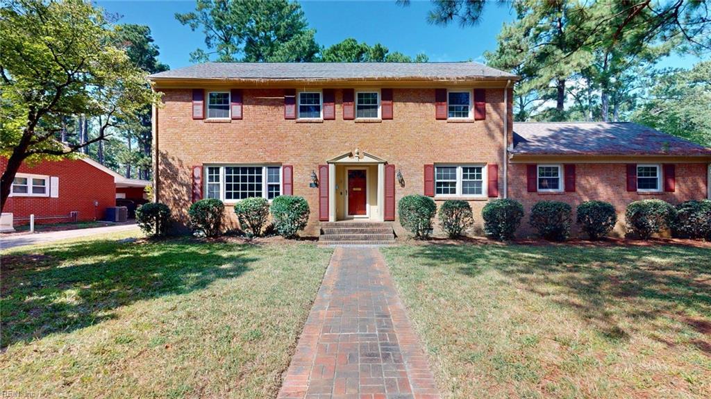 Photo of 723 E Riverview Drive, Suffolk, VA 23434 (MLS # 10654348)