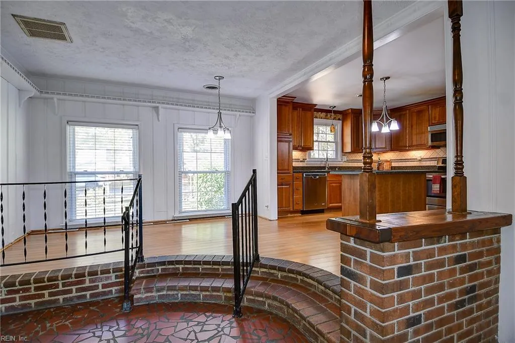 Virginia Beach, Virginia 23464, United States, 3 Bedrooms Bedrooms, ,2 BathroomsBathrooms,Residential,Active,243331