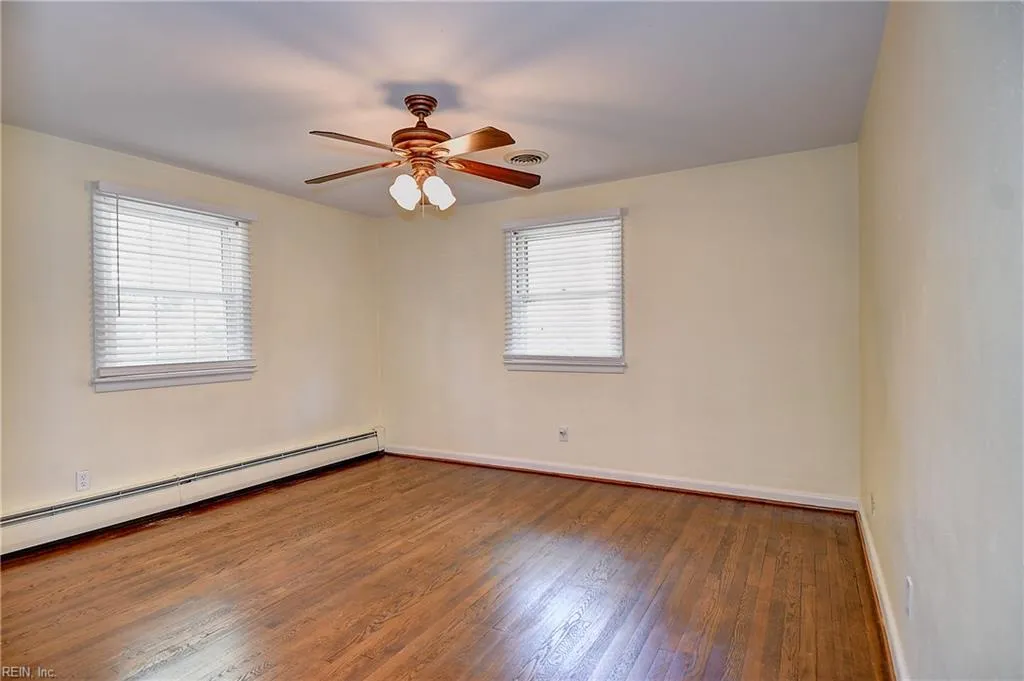 Virginia Beach, Virginia 23464, United States, 3 Bedrooms Bedrooms, ,2 BathroomsBathrooms,Residential,Active,243331