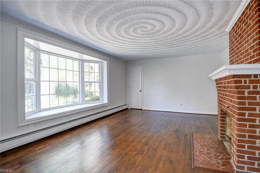 Virginia Beach, Virginia 23464, United States, 3 Bedrooms Bedrooms, ,2 BathroomsBathrooms,Residential,Active,243331