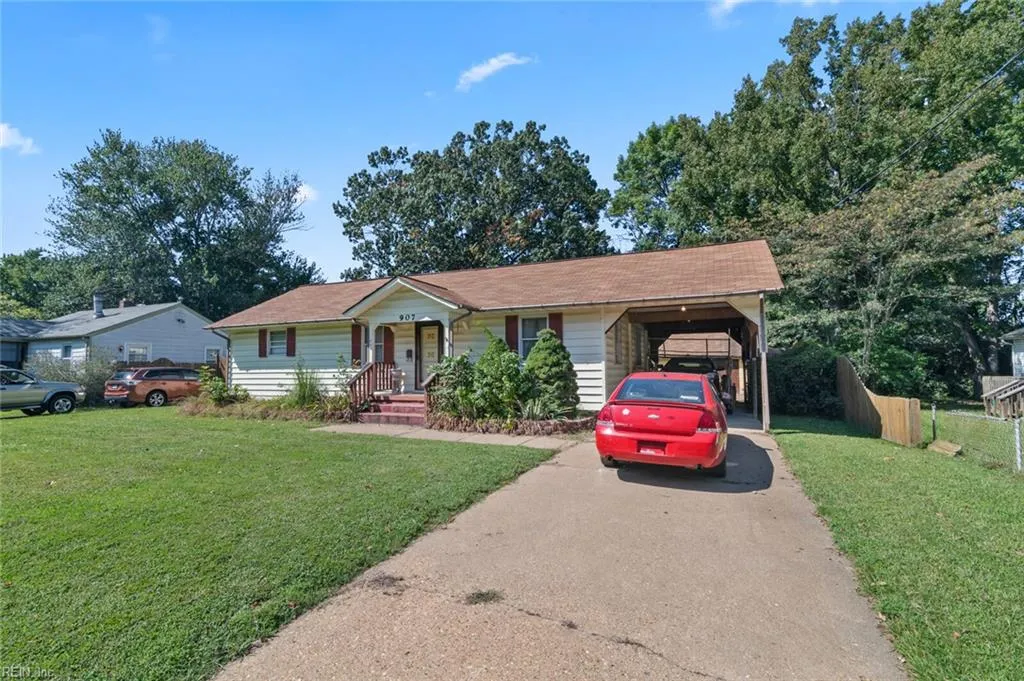 Newport News, Virginia 23605, United States, 3 Bedrooms Bedrooms, ,2 BathroomsBathrooms,Residential,Pending,215501