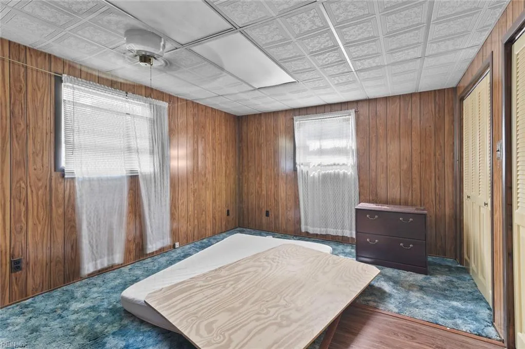 Newport News, Virginia 23605, United States, 3 Bedrooms Bedrooms, ,2 BathroomsBathrooms,Residential,Pending,215501