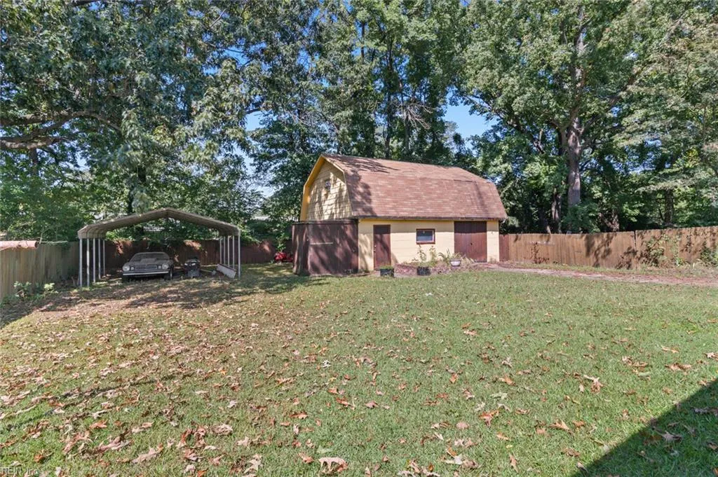 Newport News, Virginia 23605, United States, 3 Bedrooms Bedrooms, ,2 BathroomsBathrooms,Residential,Pending,215501