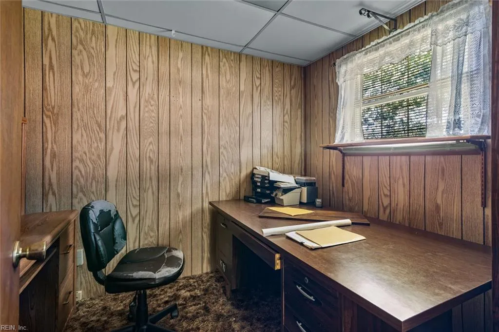 Newport News, Virginia 23605, United States, 3 Bedrooms Bedrooms, ,2 BathroomsBathrooms,Residential,Pending,215501