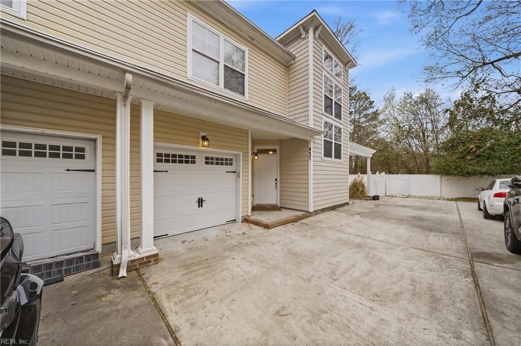 Photo of 427 Fountain Drive, Virginia Beach, VA 23454 (MLS # 10625140)