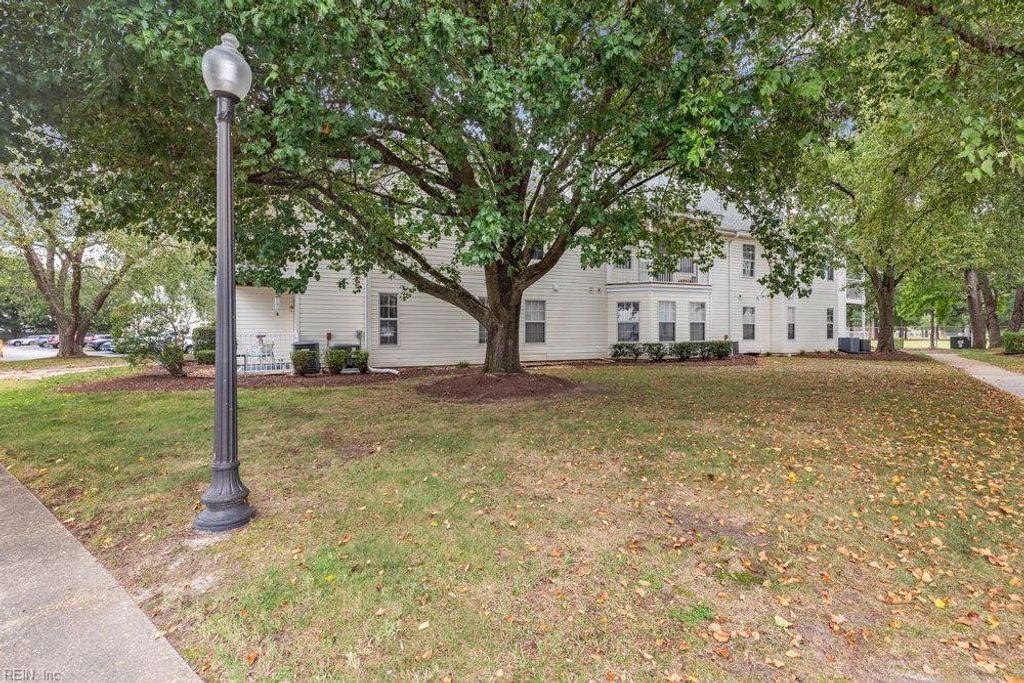 Photo of 1379 Ivywood Road, Virginia Beach, VA 23453 (MLS # 10630098)