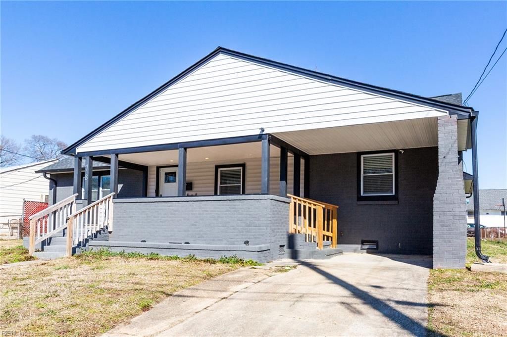 Photo of 78 Calvary Terrace, Hampton, VA 23666 (MLS # 10630984)