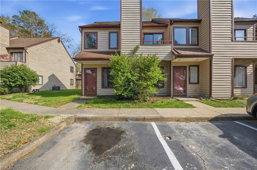 Photo of 1122 N Green Drive, Newport News, VA 23602 (MLS # 10627476)