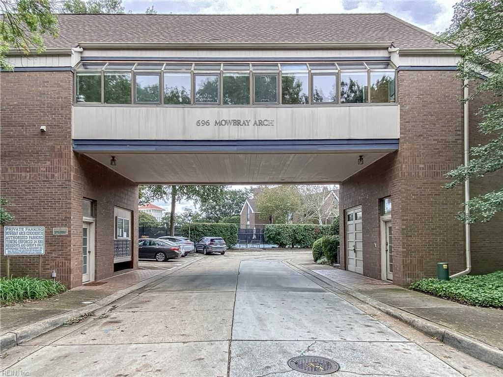 Photo of 696 Mowbray Arch #100, Norfolk, VA 23507 (MLS # 10603059)