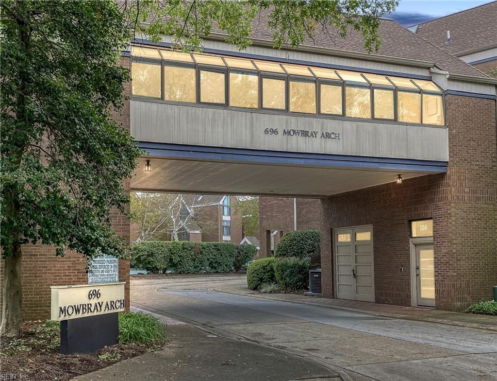 Photo of 696 Mowbray Arch #100, Norfolk, VA 23507 (MLS # 10603059)