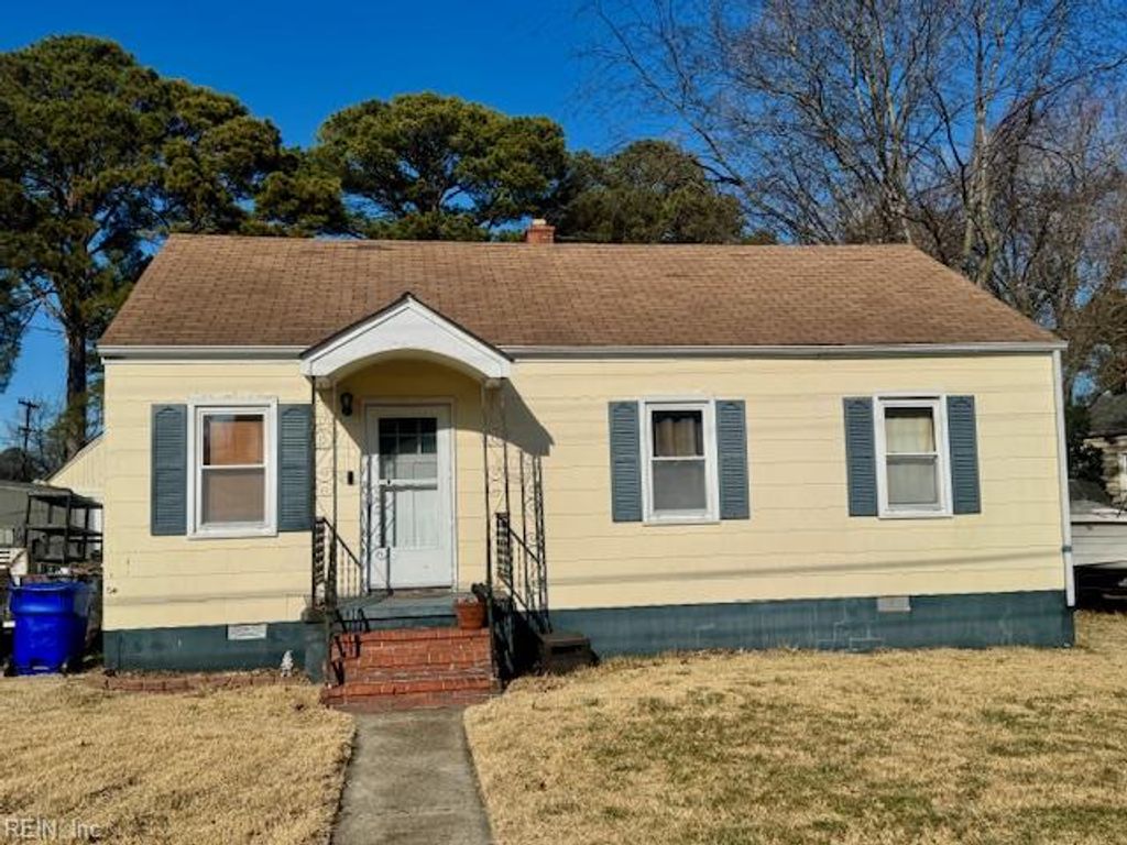 Photo of 5106 Johnson Avenue, Portsmouth, VA 23701 (MLS # 10618315)