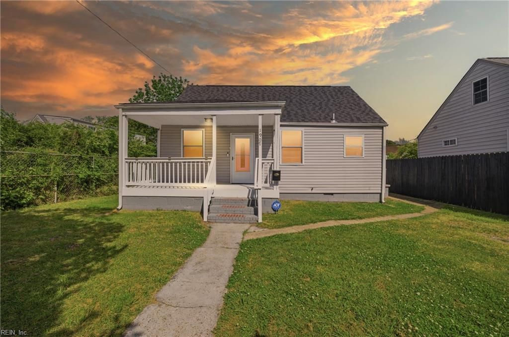 Photo of 1907 Halifax Avenue, Portsmouth, VA 23707 (MLS # 10631719)