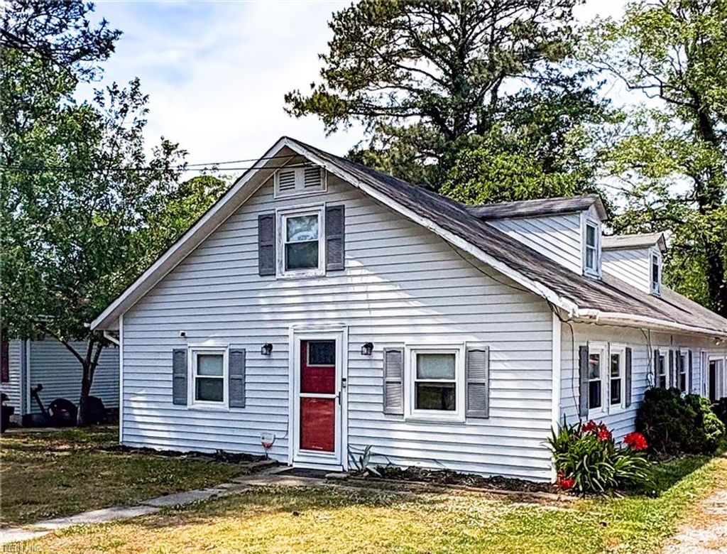 Photo of 710 Osborn Avenue, Chesapeake, VA 23325 (MLS # 10633227)