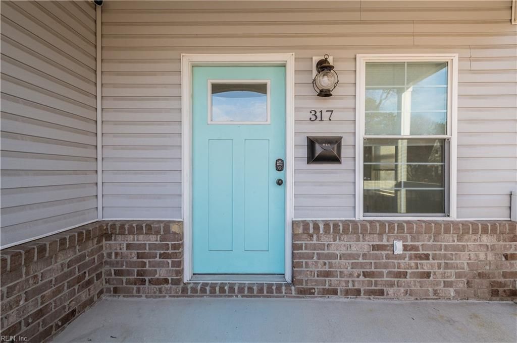 Photo of 317 Cottonwood Avenue, Hampton, VA 23661 (MLS # 10623672)