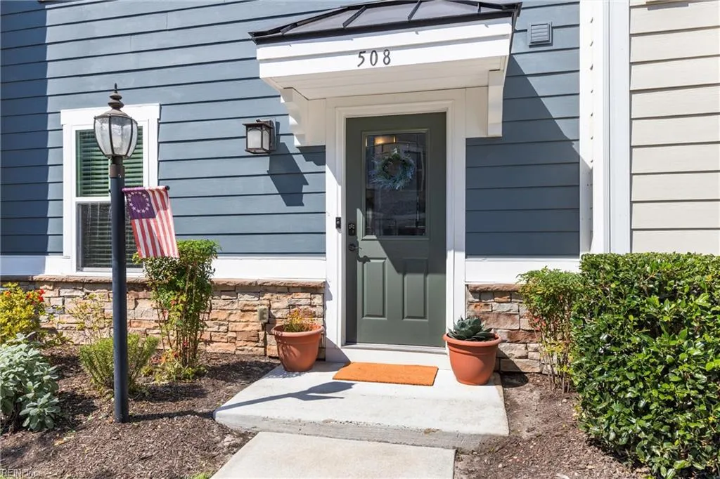 Virginia Beach, Virginia 23451, United States, 4 Bedrooms Bedrooms, ,3 BathroomsBathrooms,Residential,Active,217008