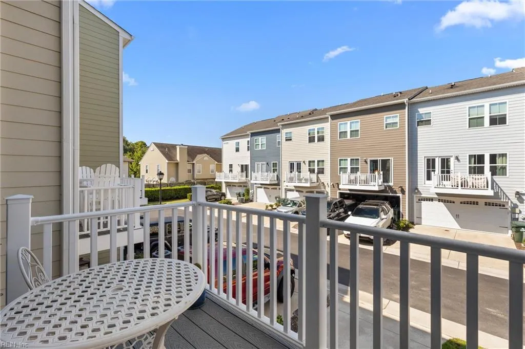 Virginia Beach, Virginia 23451, United States, 4 Bedrooms Bedrooms, ,3 BathroomsBathrooms,Residential,Active,217008