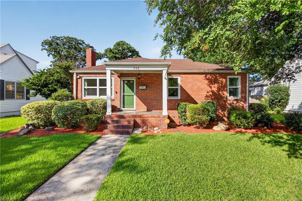 Photo of 208 Forsythe Street, Norfolk, VA 23505 (MLS # 10653356)