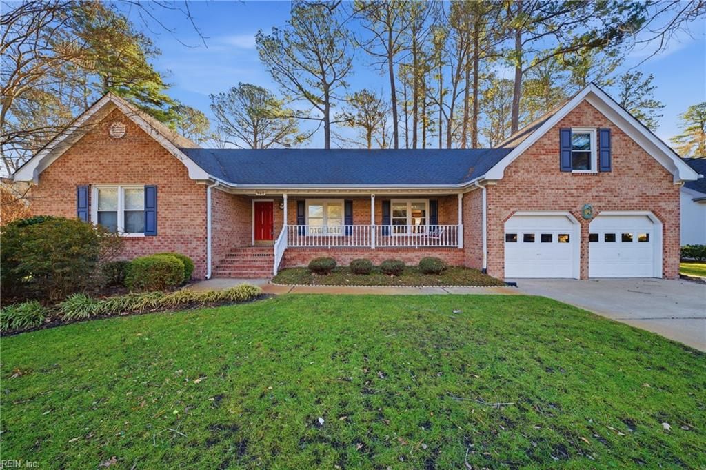 Photo of 960 Forest Lakes Drive, Chesapeake, VA 23322 (MLS # 10617596)