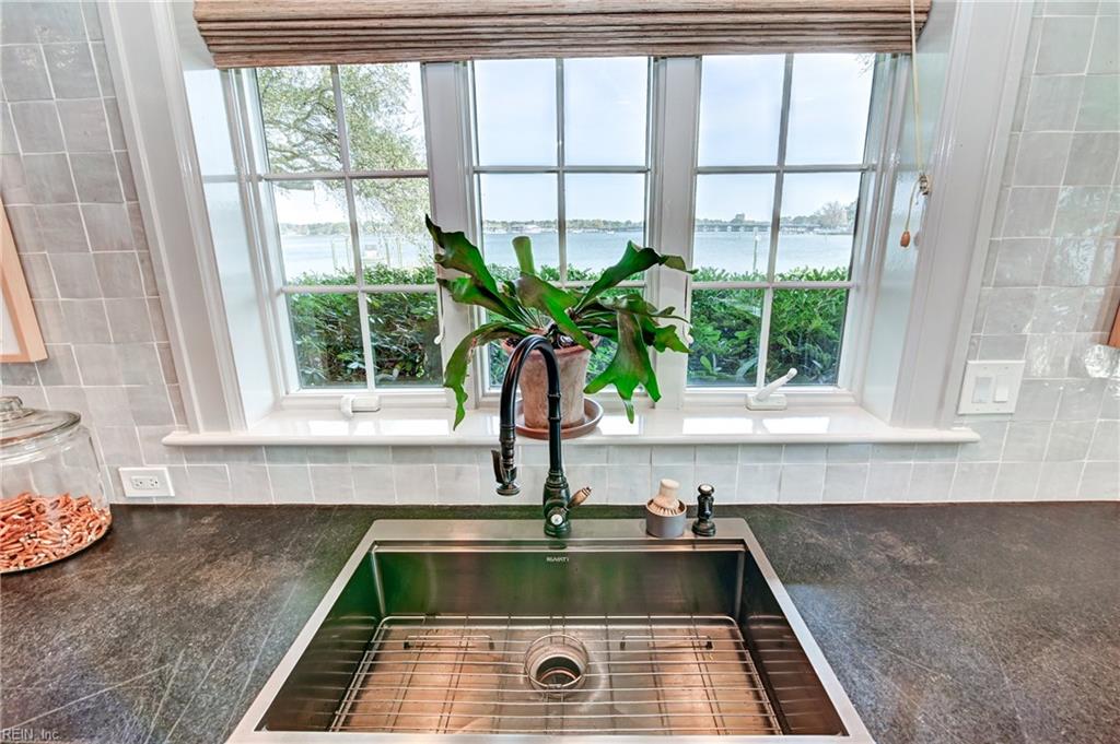 Norfolk, Virginia, 23508, United States, 4 Bedrooms Bedrooms, ,3 BathroomsBathrooms,Residential,Active,2030933