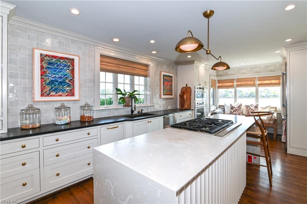 Norfolk, Virginia, 23508, United States, 4 Bedrooms Bedrooms, ,3 BathroomsBathrooms,Residential,Active,2030933