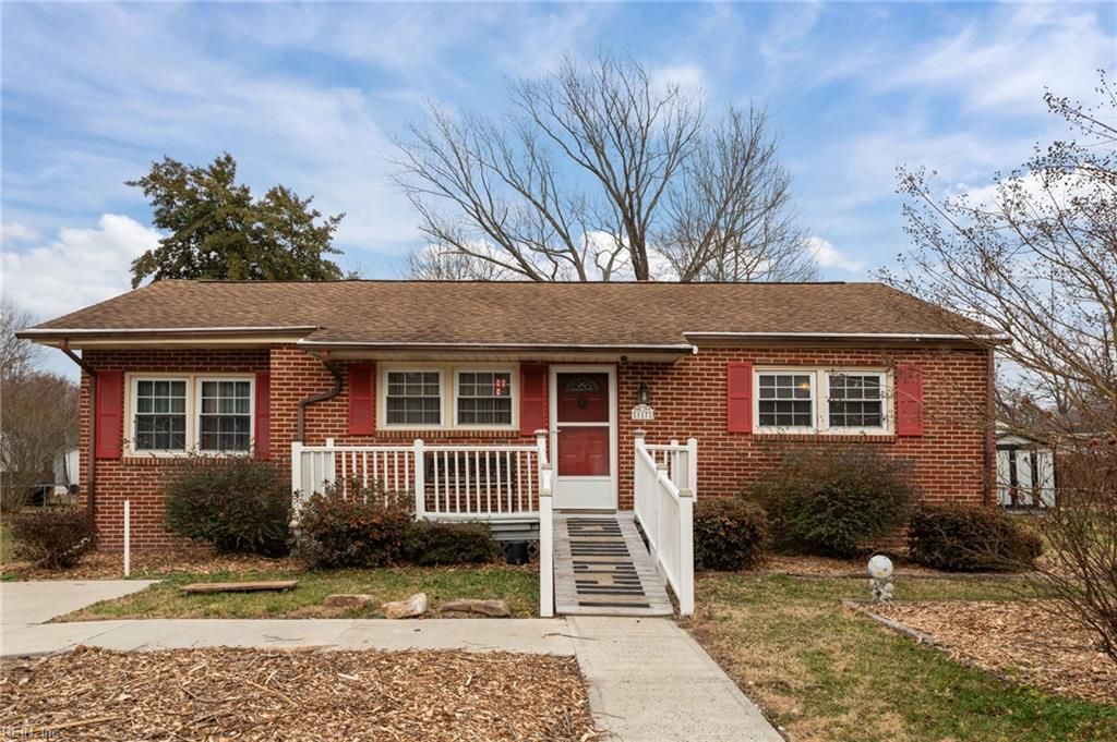 Photo of 117 W Semple Road, Williamsburg, VA 23185 (MLS # 10616210)