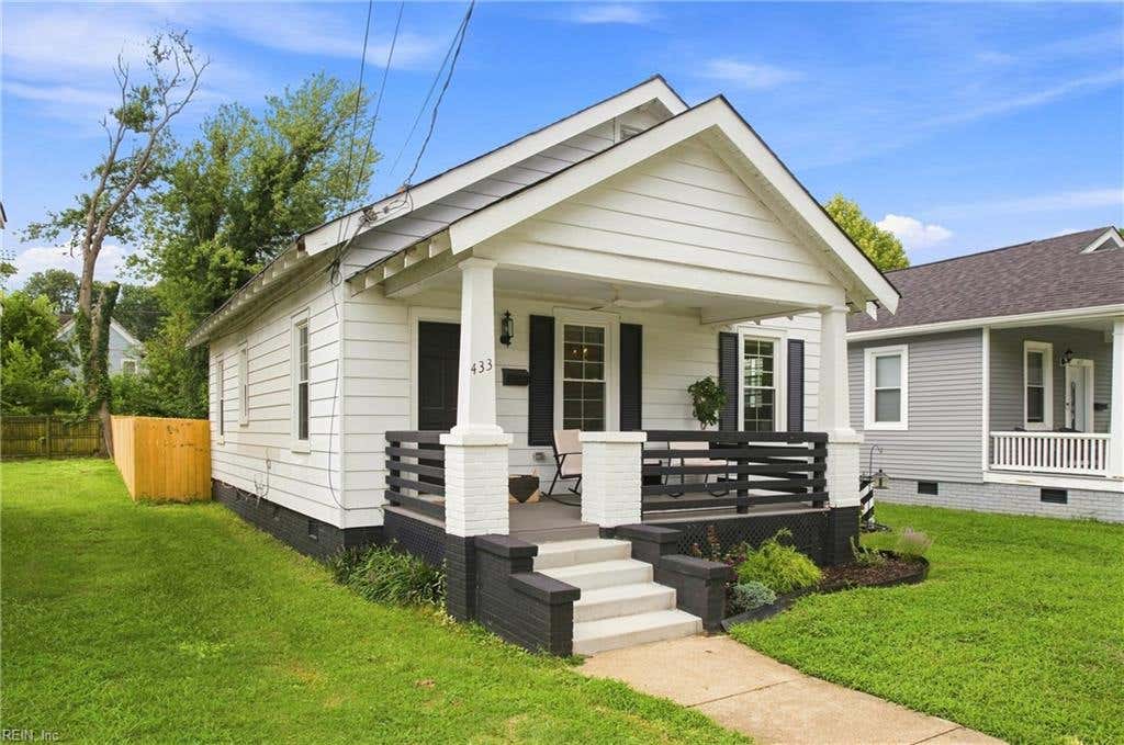 Photo of 433 Lee Street, Hampton, VA 23669 (MLS # 10649535)