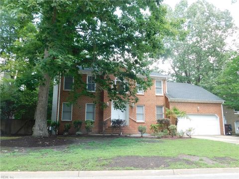 Photo of 1129 Crystalwood Circle, Chesapeake, VA 23320 (MLS # 10636976)