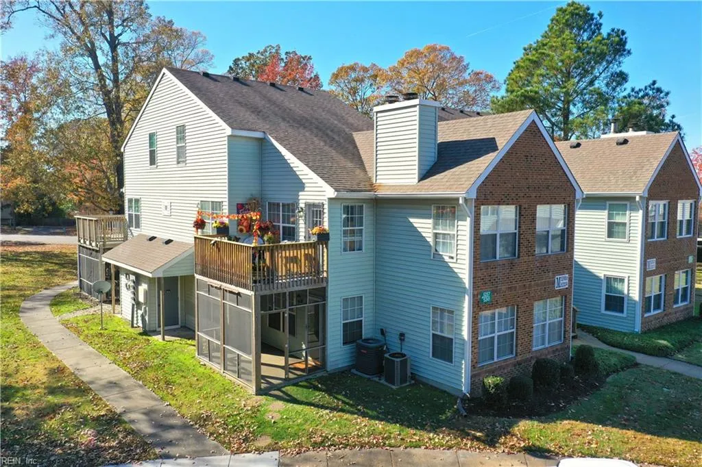 Virginia Beach, Virginia 23456, United States, 2 Bedrooms Bedrooms, ,2 BathroomsBathrooms,Residential,Active,243944