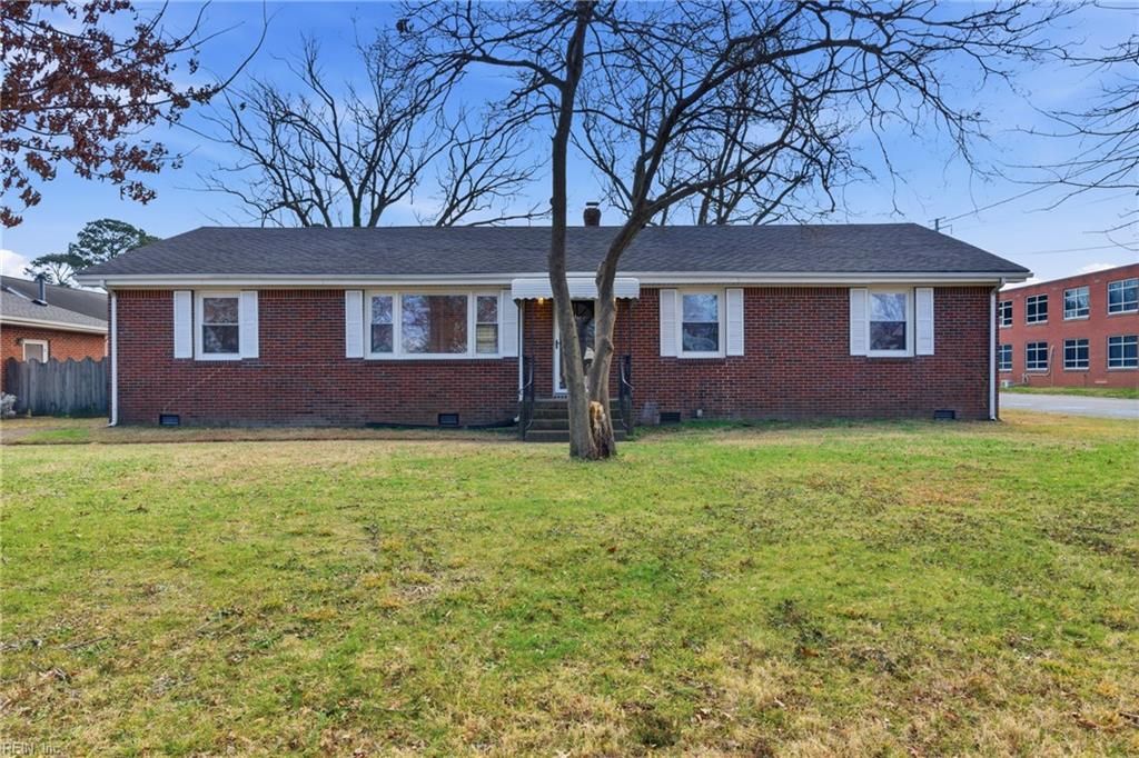 Photo of 2725 Greendale Avenue, Norfolk, VA 23518 (MLS # 10617455)